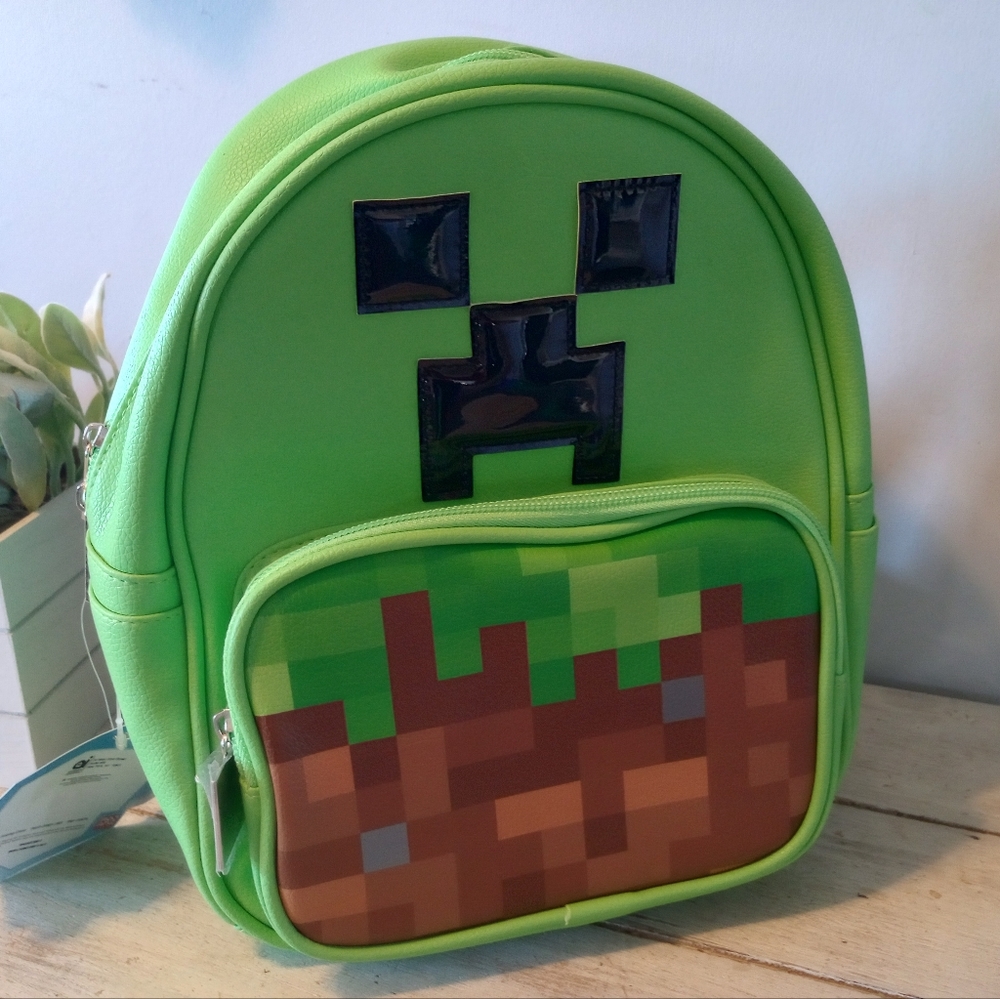 Minecraft Mini dome back creeper Backpack Pixel block book bag with Keychain NWT